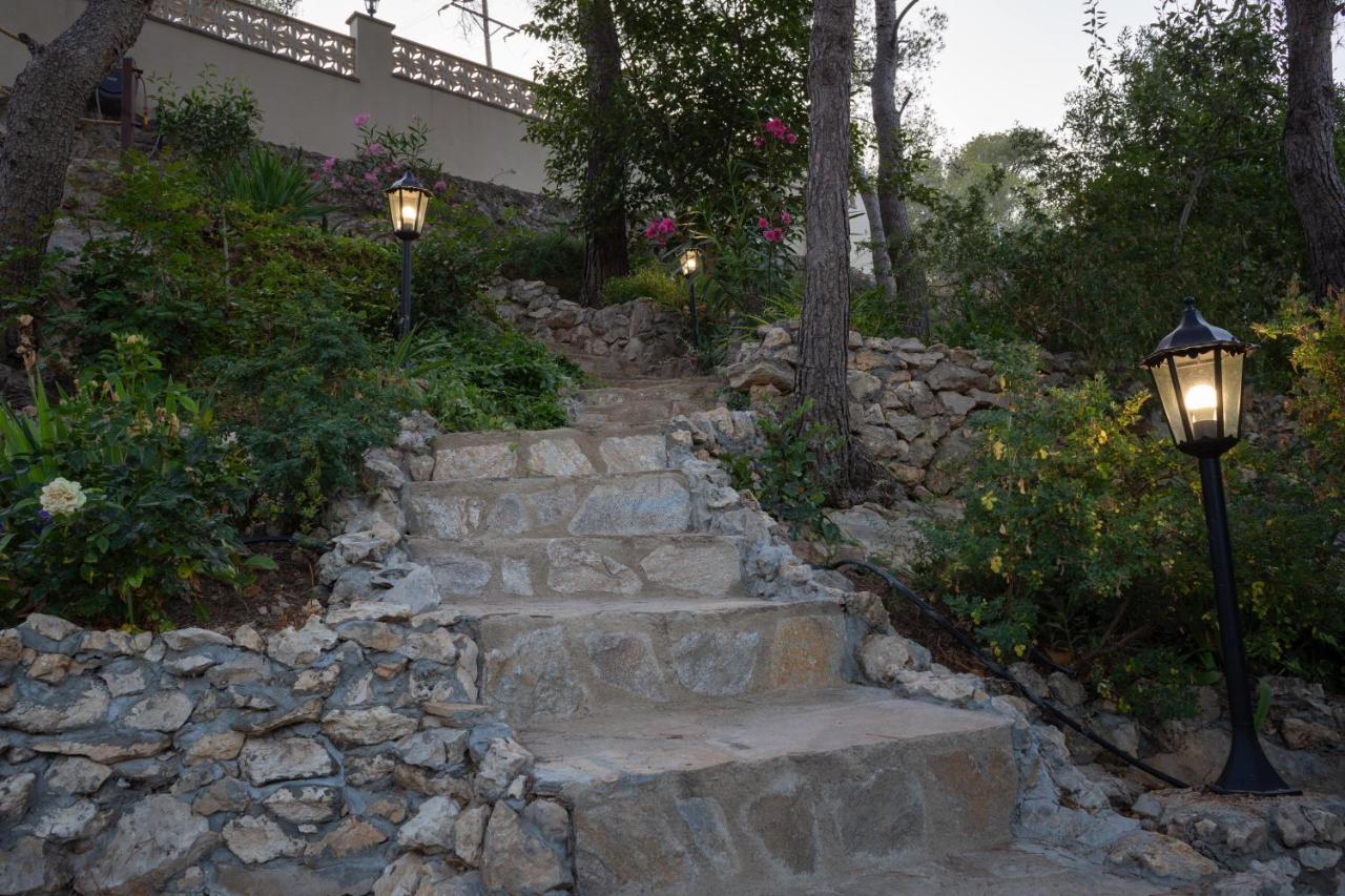 Silom House Villa Sant Pere De Ribes Eksteriør bilde